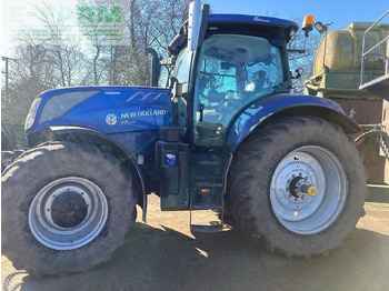 NEW HOLLAND T7.270 Traktor