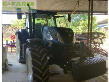 NEW HOLLAND T7.270 Traktor