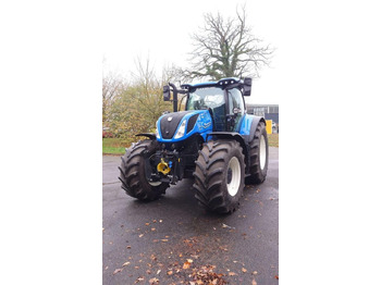 NEW HOLLAND T7.270 Traktor
