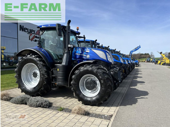 NEW HOLLAND T7 Traktor