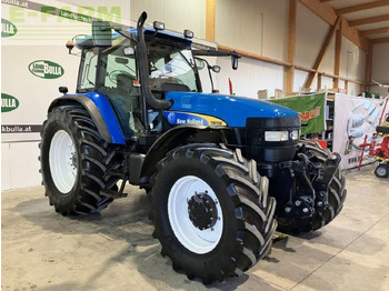 Traktor New Holland tm 150: das Bild 2