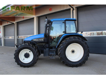 NEW HOLLAND TS Traktor