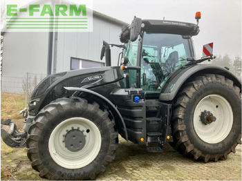 Traktor Valtra s324 smarttouch mr19: das Bild 2
