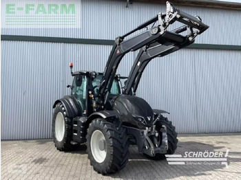 VALTRA T174 Traktor