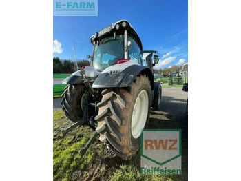 Traktor Valtra t215d: das Bild 3