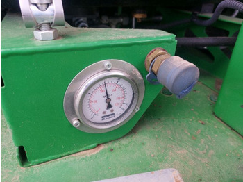 JOHN DEERE Erntemaschine