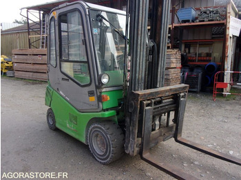 CHARIOT ÉLÉVATEUR 3 TONNES POSITIONNEUR DE FOURCHES  ELECTRIQUE CESAB – Finanzierungsleasing CHARIOT ÉLÉVATEUR 3 TONNES POSITIONNEUR DE FOURCHES  ELECTRIQUE CESAB: das Bild 1