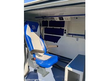 Krankenwagen DB-331-DX - Non Roulant - RENAULT TRAFIC - VASP - 241 322 Kms: das Bild 5 Krankenwagen DB-331-DX - Non Roulant - RENAULT TRAFIC - VASP - 241 322 Kms: das Bild 5