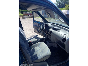 PKW RENAULT KANGOO: das Bild 5