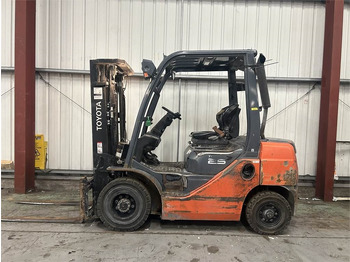 TOYOTA FDF 25 Dieselstapler