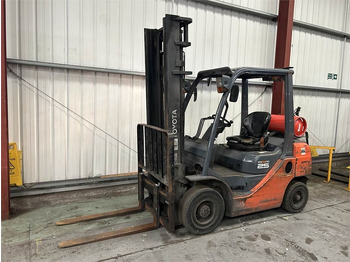 Treibgasstapler Toyota 02-8FGF25: das Bild 2