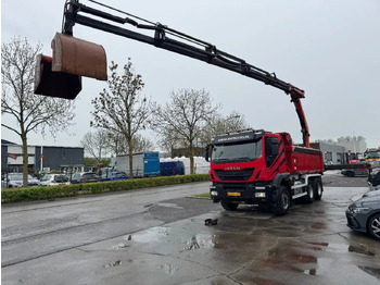 IVECO Trakker Kipper
