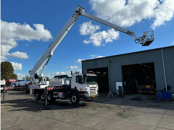 SCANIA P 400 LKW