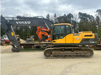 VOLVO EC220D Kettenbagger