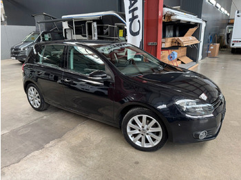 VOLKSWAGEN Schrägheck