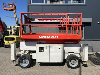 GENIE Scherenbühne