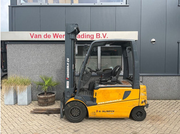 JUNGHEINRICH EFG Elektrostapler