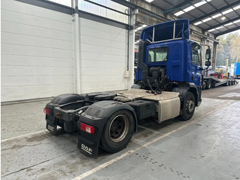 Sattelzugmaschine DAF CF 330: das Bild 5