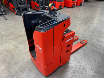Gabelstapler 13/2024 SERVICE +UVV 10/2026 LINDE T20SF 2.000KG PALLET TRUCK ANT STACKER 3.098 HOURS: das Bild 4 Gabelstapler 13/2024 SERVICE +UVV 10/2026 LINDE T20SF 2.000KG PALLET TRUCK ANT STACKER 3.098 HOURS: das Bild 4