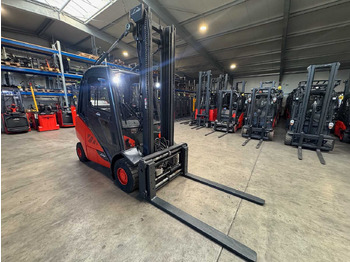 Gabelstapler 2016 LINDE H30T 3.000KG 3.+4TH VALVE FORK ADJUSTER GAS FORKLIFT FORKLIFT: das Bild 4 Gabelstapler 2016 LINDE H30T 3.000KG 3.+4TH VALVE FORK ADJUSTER GAS FORKLIFT FORKLIFT: das Bild 4