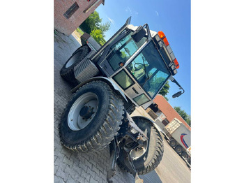 Traktor FENDT: das Bild 3