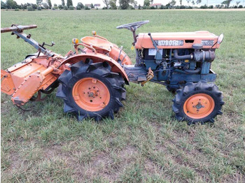 KUBOTA B series Traktor
