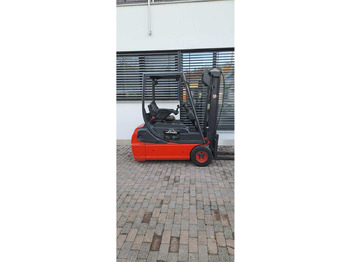 LINDE E18 Gabelstapler