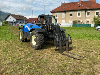 NEW HOLLAND Kompaktlader