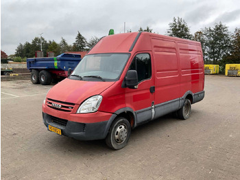 IVECO Daily Transporter