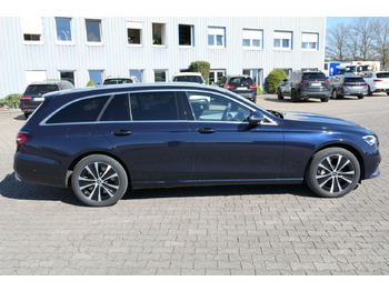 Kombi Mercedes-Benz E 300 de 4Matic/AHK/Klima: das Bild 4