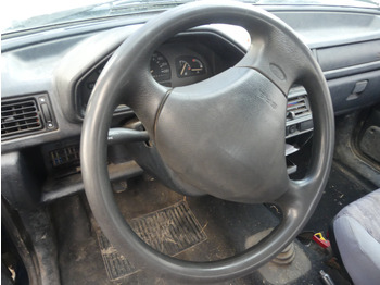 PKW Voiture Ford FIESTA: das Bild 5