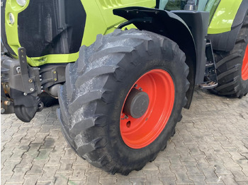 Traktor CLAAS Arion 640: das Bild 2