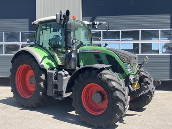 FENDT 718 Vario Traktor