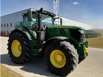 Traktor John Deere 6215R: das Bild 2