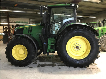 JOHN DEERE 6250R Traktor