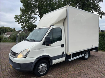 IVECO Daily Koffer Transporter