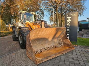 LIEBHERR L 566 Radlader
