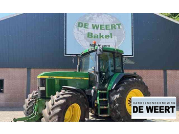 JOHN DEERE 7810 Traktor