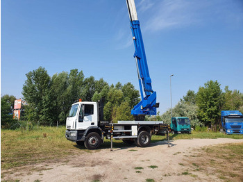 LKW mit Arbeitsbühne Iveco Eurocargo ML 180 E 24 - Bizocchi KJF 320 lifting basket 32 m: das Bild 2 LKW mit Arbeitsbühne Iveco Eurocargo ML 180 E 24 - Bizocchi KJF 320 lifting basket 32 m: das Bild 2