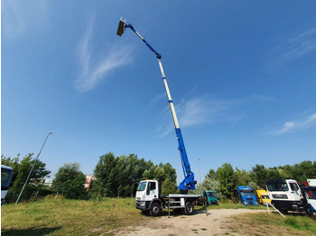 LKW mit Arbeitsbühne Iveco Eurocargo ML 180 E 24 - Bizocchi KJF 320 lifting basket 32 m: das Bild 5 LKW mit Arbeitsbühne Iveco Eurocargo ML 180 E 24 - Bizocchi KJF 320 lifting basket 32 m: das Bild 5
