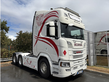 SCANIA R 500 Sattelzugmaschine