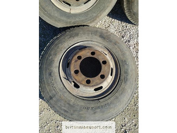 Komplettrad TOYOTA 4 x used 7.50-16 LT tyres on 6 studs rims for Toyota Dyna 300: das Bild 5