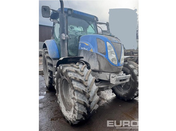 NEW HOLLAND T6000 Traktor