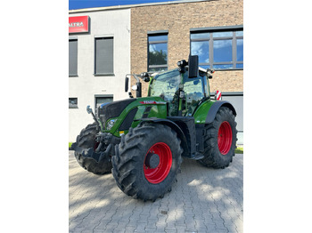 FENDT 724 Vario Traktor