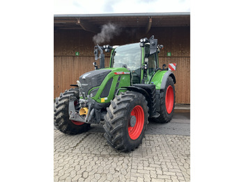 FENDT 724 Vario Traktor