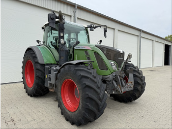 FENDT 724 Vario Traktor