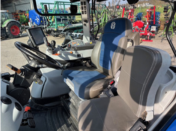 Traktor New Holland T 7.270 AC: das Bild 4