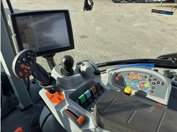 Traktor New Holland T 7.270 AC: das Bild 3