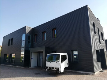 NISSAN Fahrerhaus und Interieur