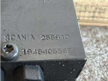 Fahrerhaus und Interieur für LKW SCANIA CAB TILT PUMP 2559101: das Bild 3
